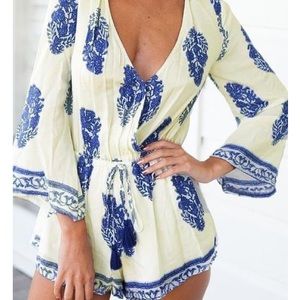 Cupshe romper: size small